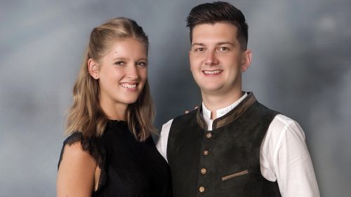 Portrait von Dominik Reischl und Aleksandra Buszyklo